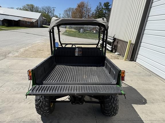 Image of John Deere Gator XUV 620i equipment image 3