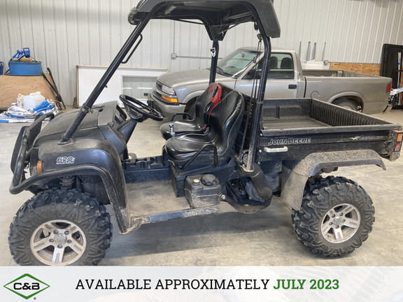 Main image John Deere Gator XUV 620i