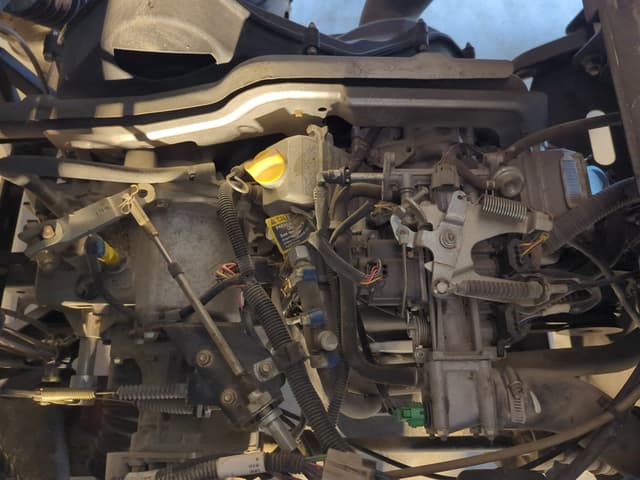 Image of John Deere Gator XUV 620i equipment image 3