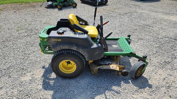 Image of John Deere Z425 equipment image 1