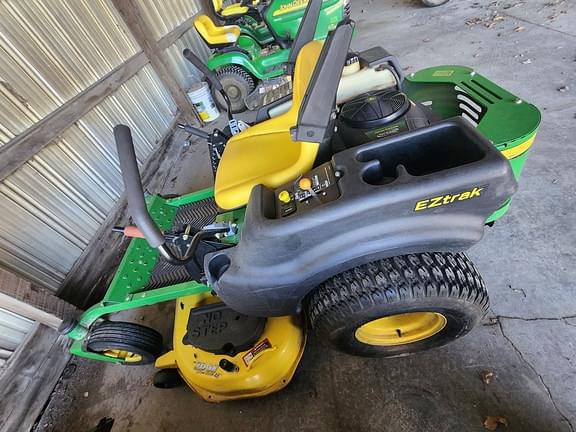 Image of John Deere Z425 equipment image 2