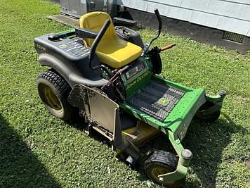 Main image John Deere Z425