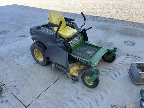 Image of John Deere Z445 equipment image 1