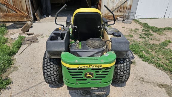 Image of John Deere Z445 equipment image 3