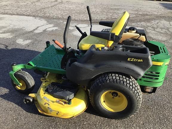 Image of John Deere Z445 equipment image 1