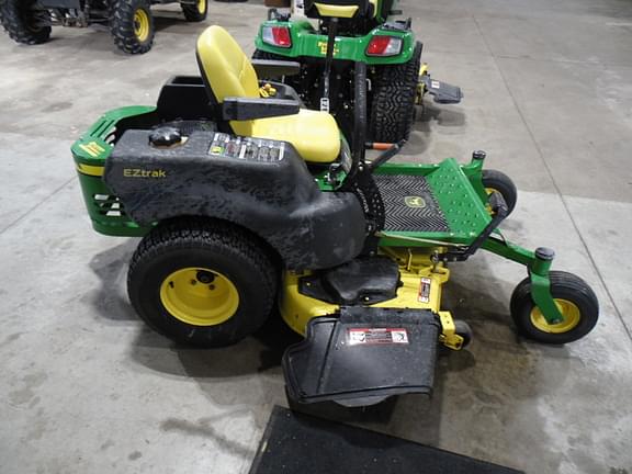 Image of John Deere Z445 Primary image