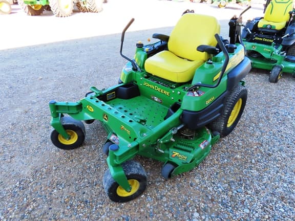 Image of John Deere Z810A equipment image 3