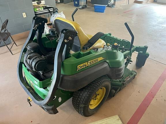 Image of John Deere Z810A equipment image 4