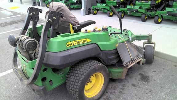 Image of John Deere Z820A equipment image 2