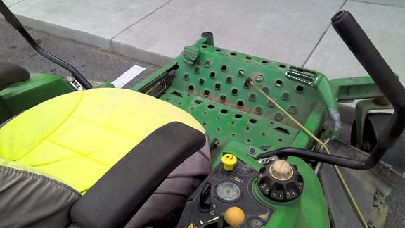 Image of John Deere Z820A equipment image 4