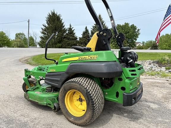 Image of John Deere Z820A equipment image 2
