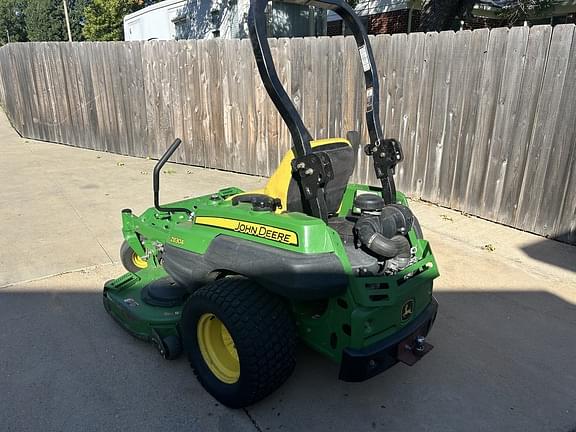 Image of John Deere Z830A equipment image 2