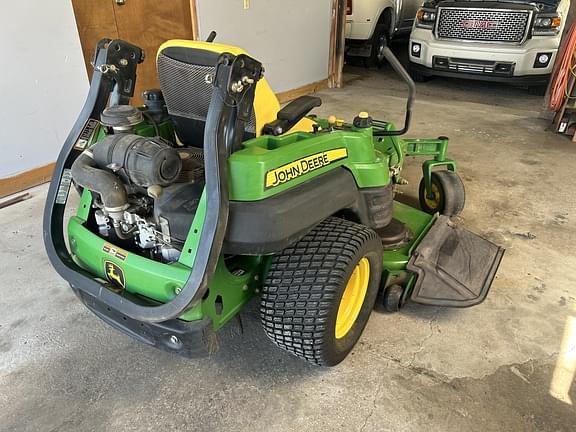 Image of John Deere Z830A equipment image 4