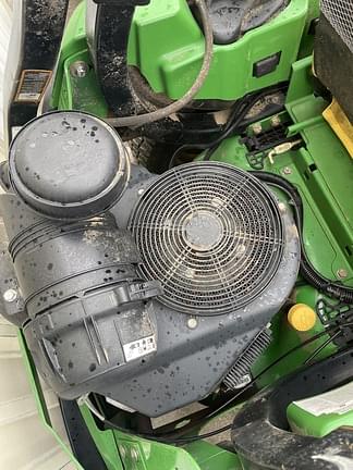 Image of John Deere Z830A equipment image 4