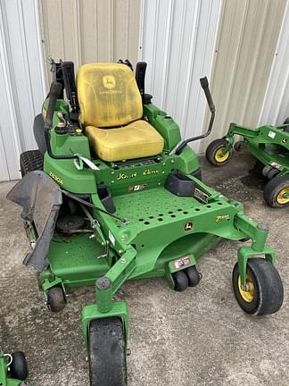 Image of John Deere Z830A equipment image 1