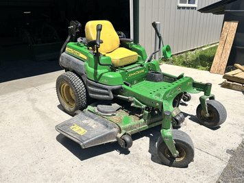Main image John Deere Z830A
