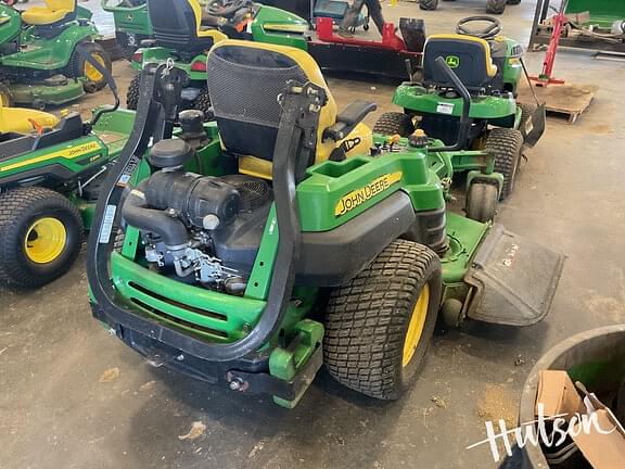 Image of John Deere Z830A equipment image 1