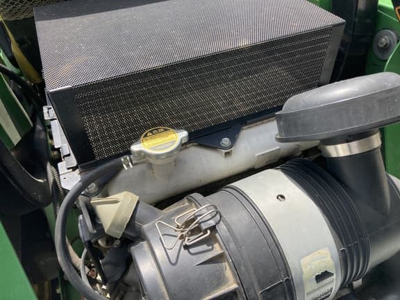 Image of John Deere Z840A equipment image 4