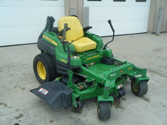 2009 John Deere Z860A Equipment Image0