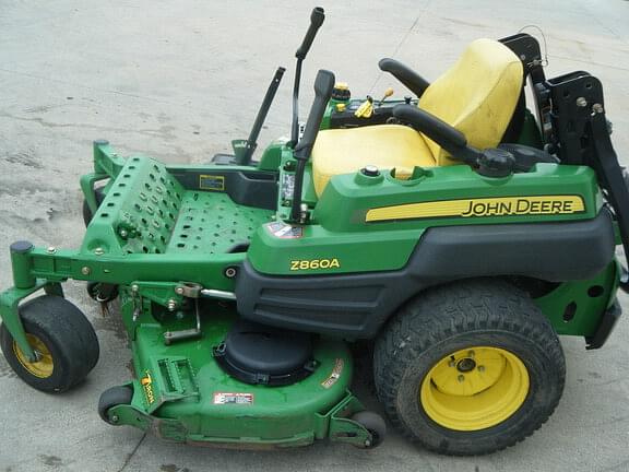 Image of John Deere Z860A equipment image 4