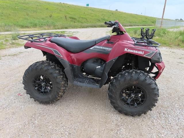 Image of Kawasaki Brute Force 750 equipment image 3