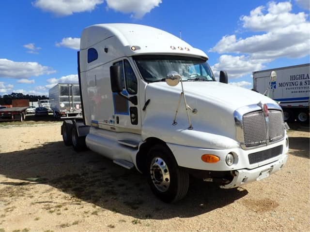 Image of Kenworth T2000 equipment image 3
