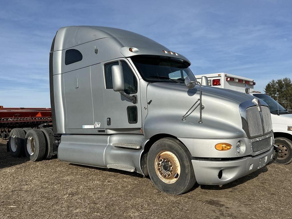 Image of Kenworth T2000 Primary image