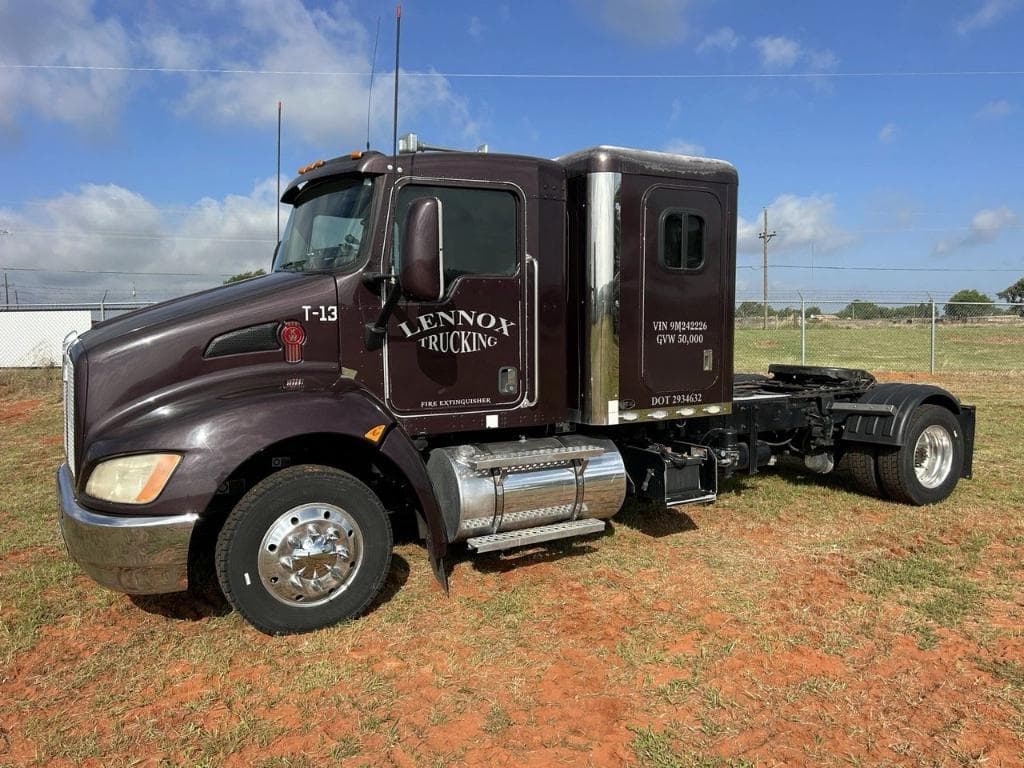Image of Kenworth T300 Primary image