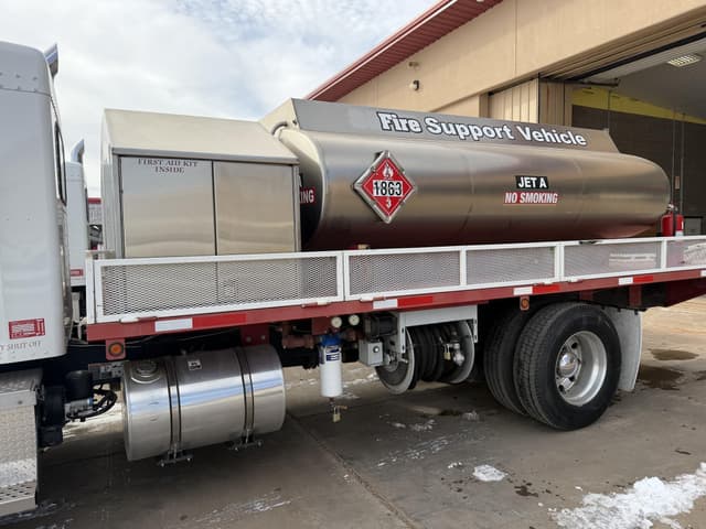 Image of Kenworth T370 equipment image 4