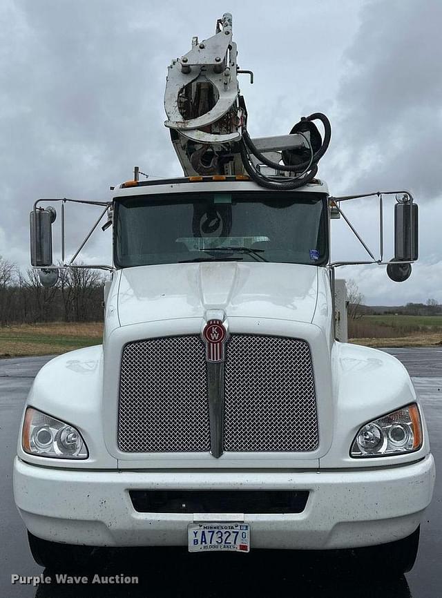 Image of Kenworth T370 equipment image 1