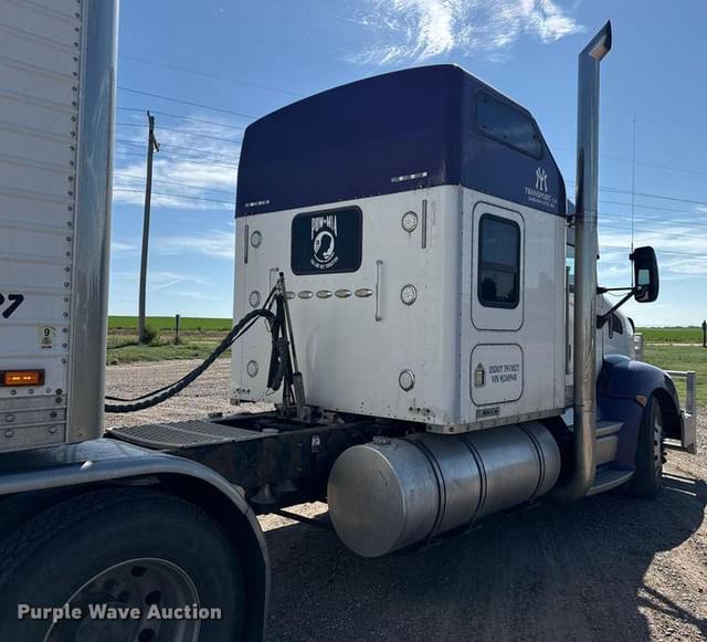 Image of Kenworth T600 equipment image 4