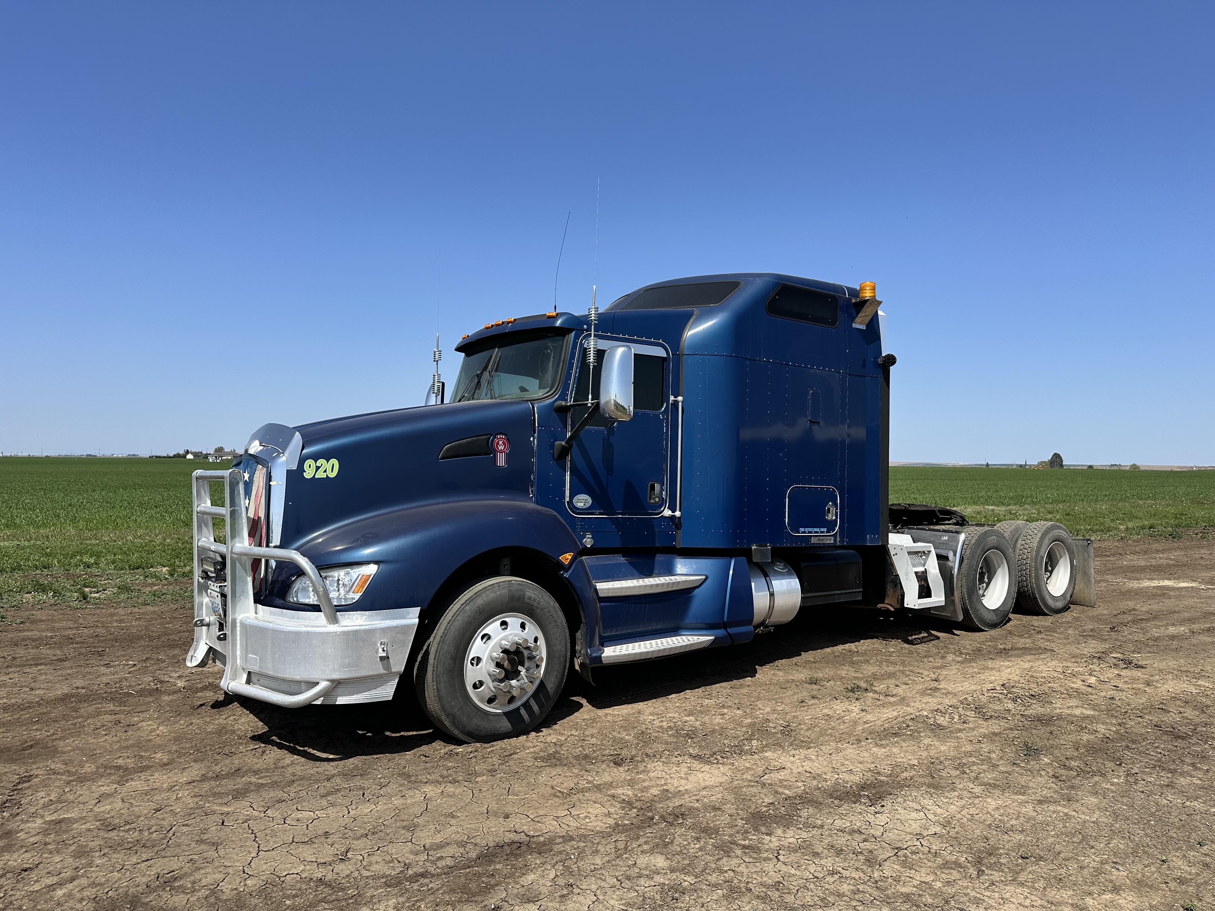 Main image Kenworth T600