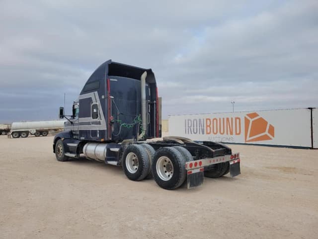 Image of Kenworth T600 equipment image 3