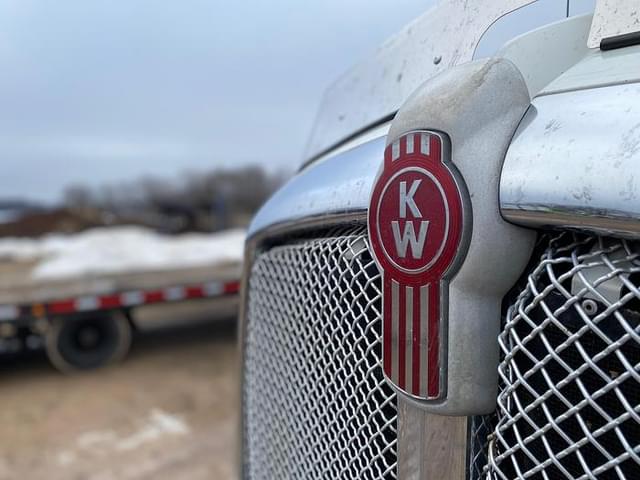 Image of Kenworth T660 equipment image 2