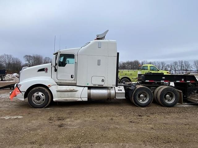 Image of Kenworth T660 equipment image 3