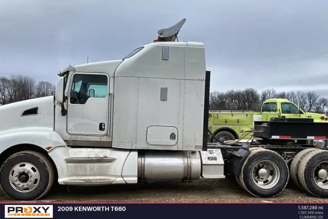 Image of Kenworth T660 equipment image 4