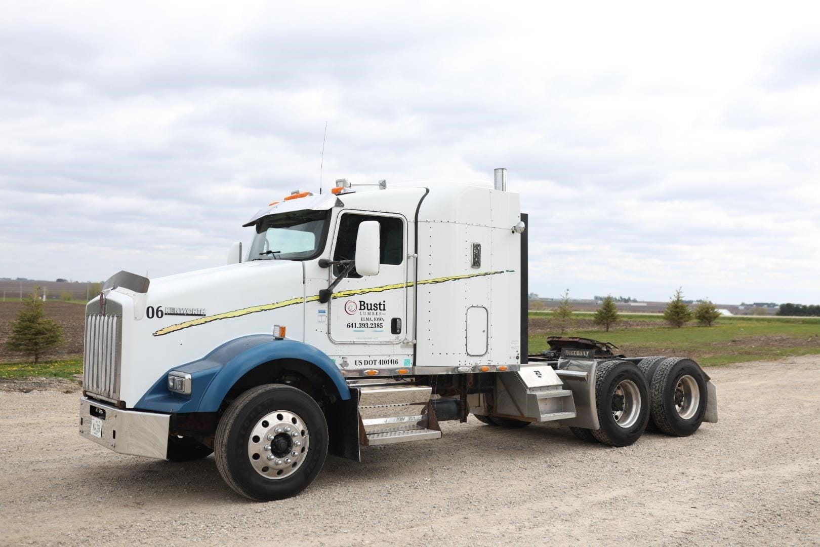 2009 Kenworth T800 Equipment Image0