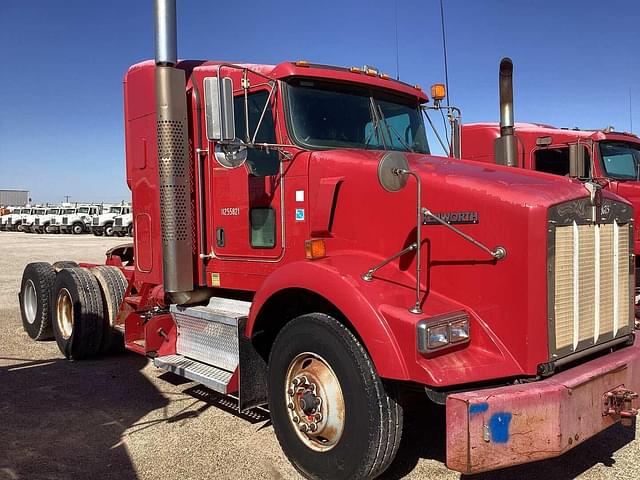 Image of Kenworth T800 equipment image 1