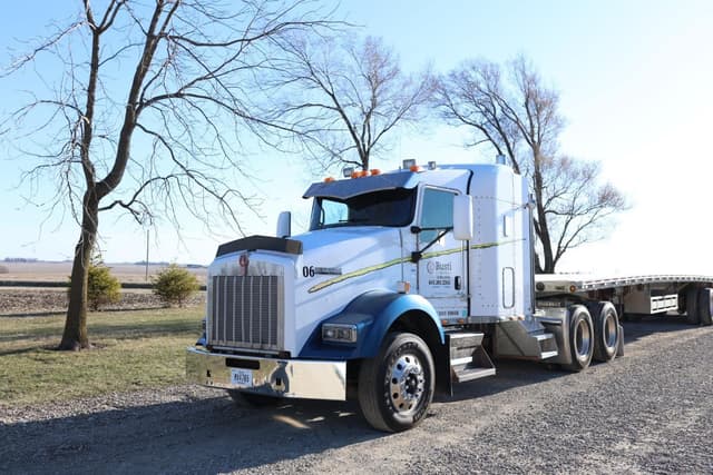 Image of Kenworth T800 equipment image 1