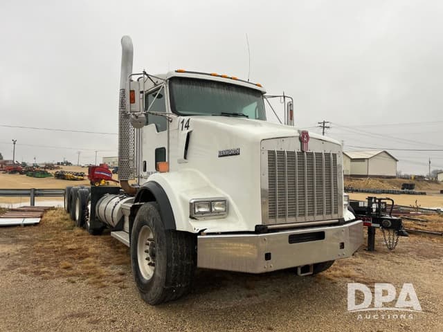 Image of Kenworth T800 equipment image 3