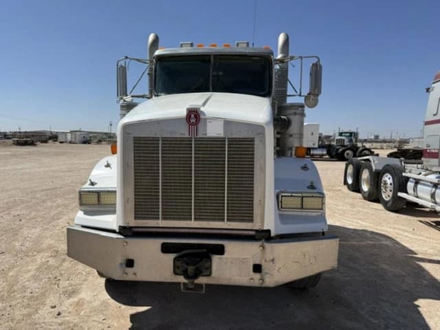Image of Kenworth T800 equipment image 1