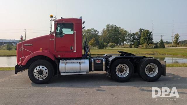 Image of Kenworth T800 equipment image 2
