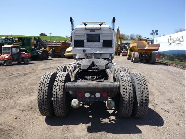 Image of Kenworth T800 equipment image 3