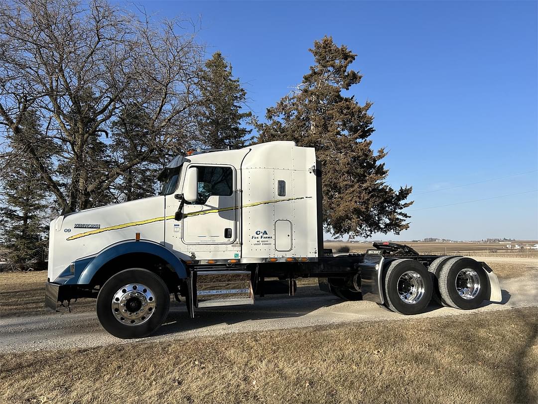 Image of Kenworth T800 Primary image