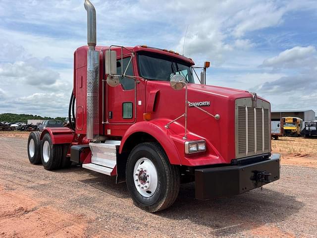 Image of Kenworth T800 equipment image 1