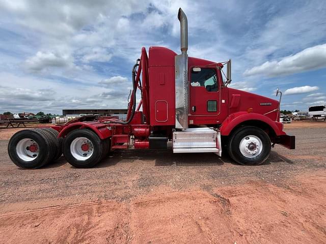 Image of Kenworth T800 equipment image 4