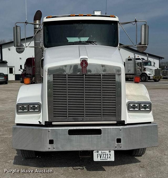 Image of Kenworth T800 equipment image 1