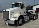 2009 Kenworth T800 Image