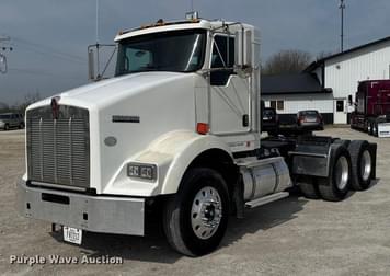 Main image Kenworth T800