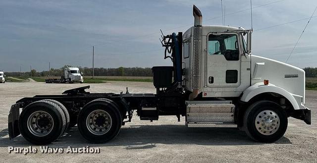 Image of Kenworth T800 equipment image 3